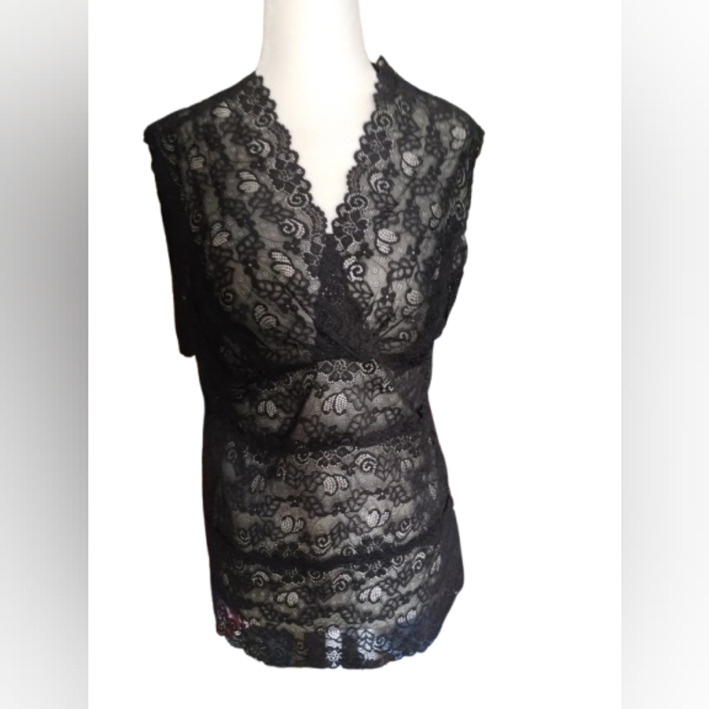 NWOT New York Collection Black Lace Short Sleeveless, Large